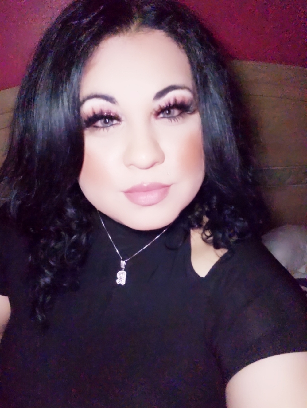 Meet your Posher, Romanita